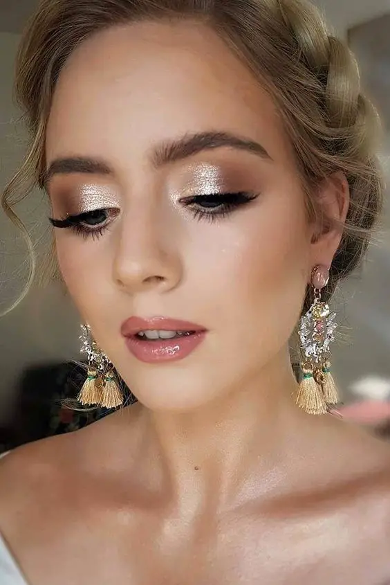 Embracing Elegance: A Bride’s Guide to Wedding Makeup 17 Ideas