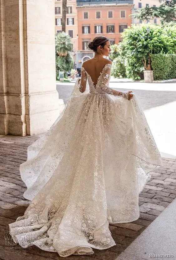 The Ultimate Guide to Choosing Wedding Dresses with a Long Train 25 Ideas