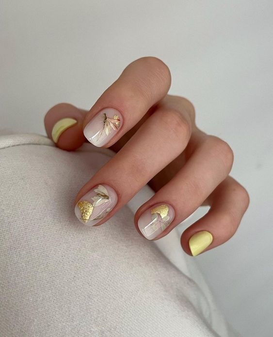 The Ultimate Guide to Short Wedding Nails 24 Ideas: Elegance at Your Fingertips