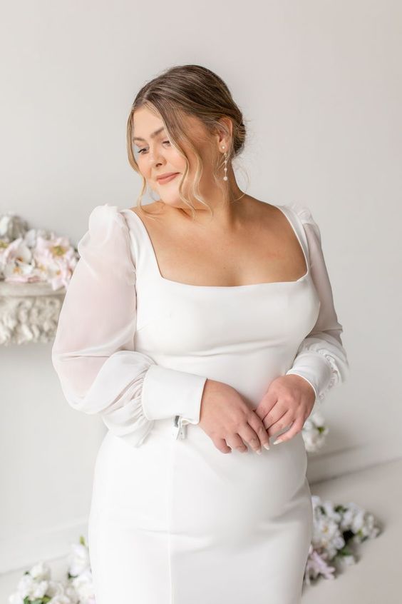 Celebrating Silhouettes: A Guide to Wedding Dresses for the Apple Body Shape 24 Ideas