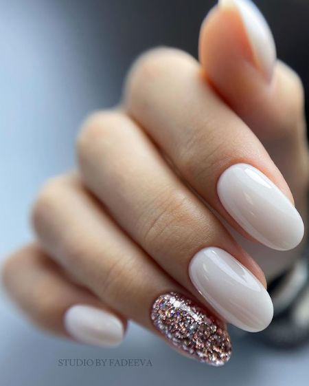 Elegant and Timeless: Mastering the Art of Nude Wedding Nails 26 Ideas