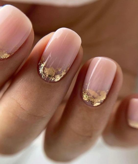 The Ultimate Guide to Short Wedding Nails 24 Ideas: Elegance at Your Fingertips