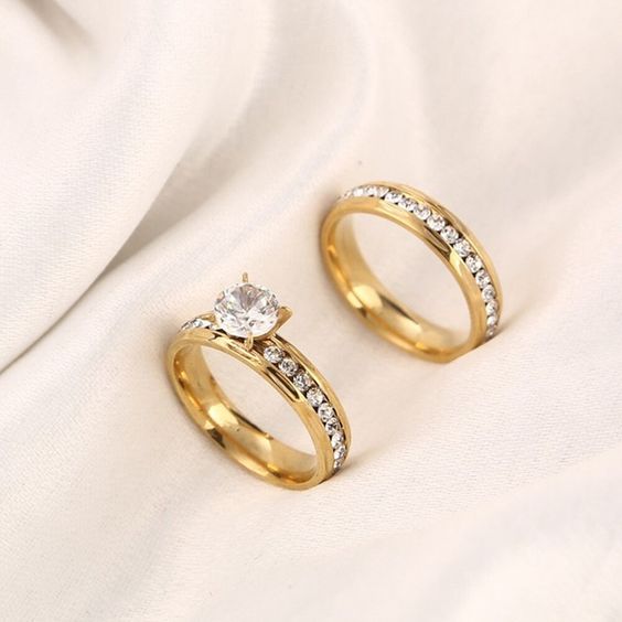 Yellow Gold Wedding Rings 25 Ideas: A Timeless Choice for Your Special Day