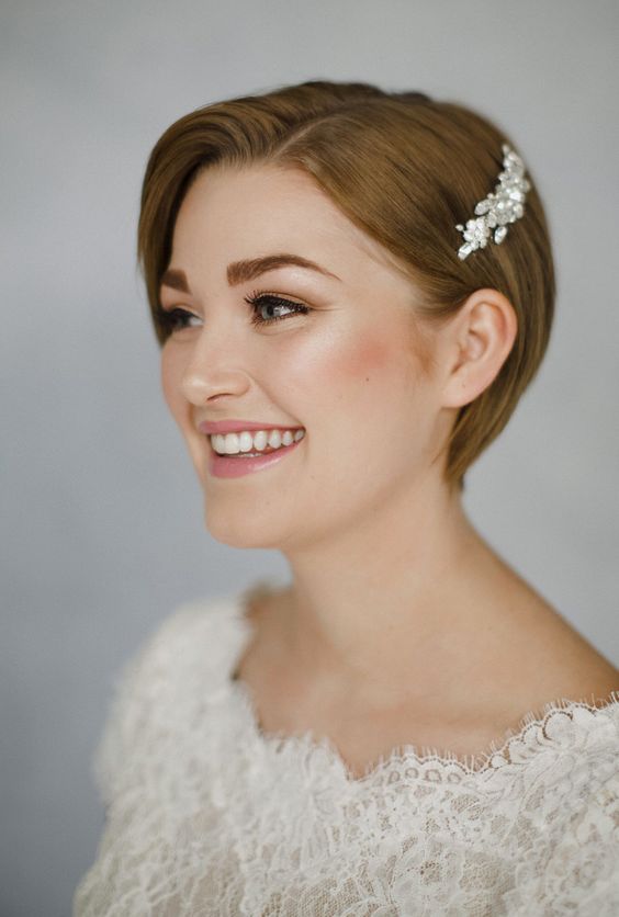 Chic Updo Hairstyles for Short Hair 24 Ideas: Perfect for Your Wedding Day