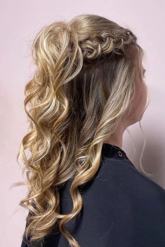 Half Up Bridal Hairstyles 27 Ideas: Elegant Choices for Your Special Day