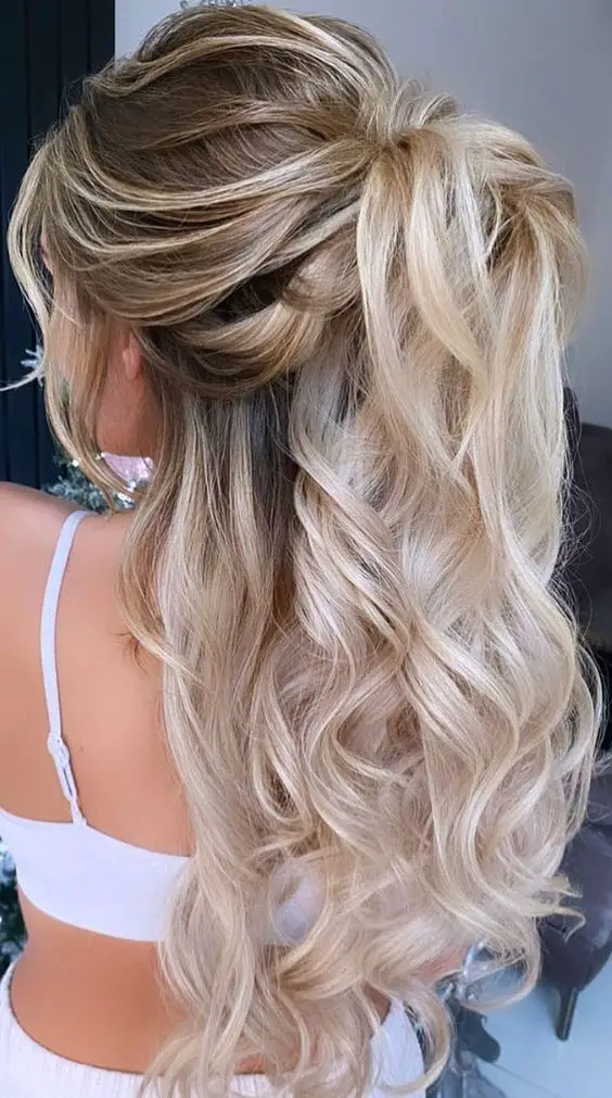 Half Up Bridal Hairstyles 27 Ideas: Elegant Choices for Your Special Day