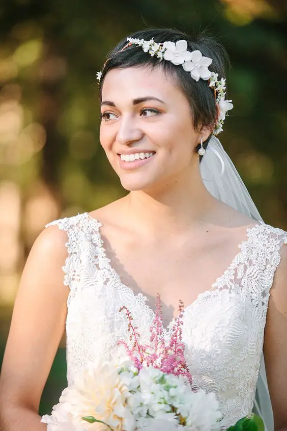 Chic Updo Hairstyles for Short Hair 24 Ideas: Perfect for Your Wedding Day