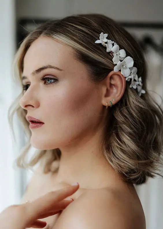 Chic Updo Hairstyles for Short Hair 24 Ideas: Perfect for Your Wedding Day