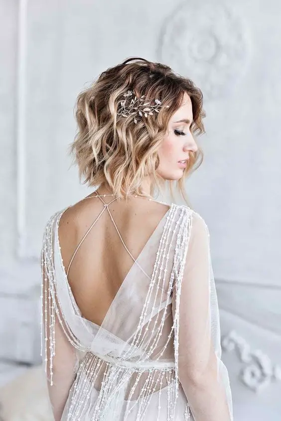 Chic Updo Hairstyles for Short Hair 24 Ideas: Perfect for Your Wedding Day