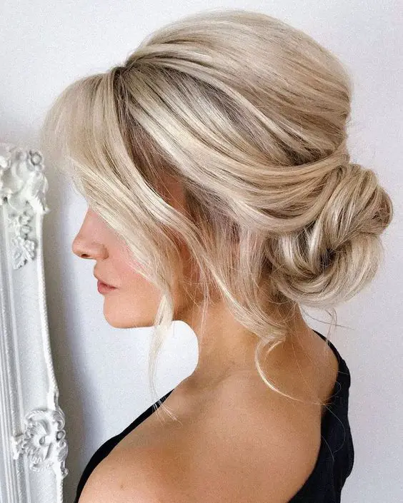 Elegant Simplicity: Wedding Hairstyles for the Mother of the Bride 16 Ideas