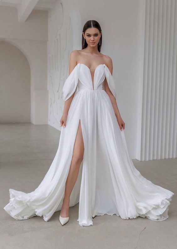 Modern Wedding Dresses 15 Ideas: A Guide to the Latest Trends and Styles