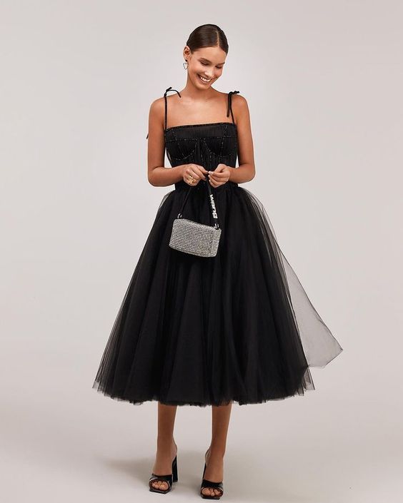 Timeless Elegance: The Ultimate Guide to Black Wedding Guest Dresses 17 Ideas