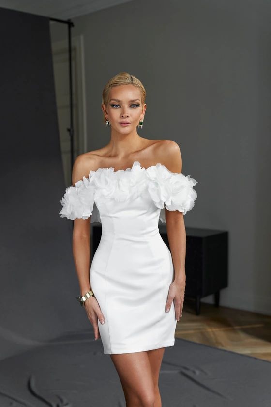 White Wedding Guest Dresses 15 Ideas: A Style Guide for Every Season