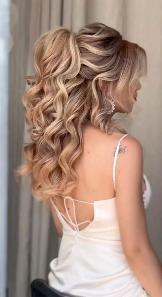 Embracing Elegance: Wedding Hairstyles Half Up Half Down 15 Ideas