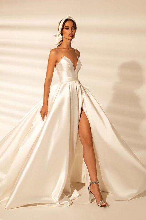 Modern Wedding Dresses 15 Ideas: A Guide to the Latest Trends and Styles