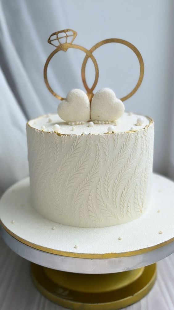 The Ultimate Guide to Selecting the Perfect Wedding Cake Toppers 16 Ideas