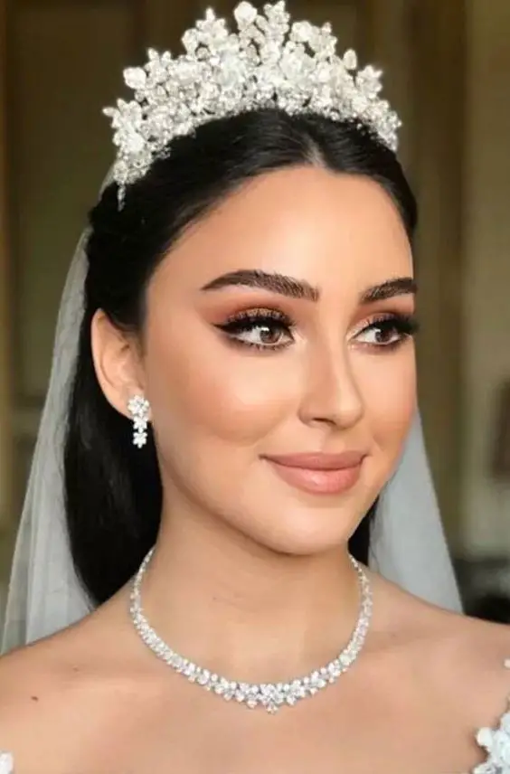 Ultimate Guide to Stunning Wedding Makeup for Brunettes 18 Ideas