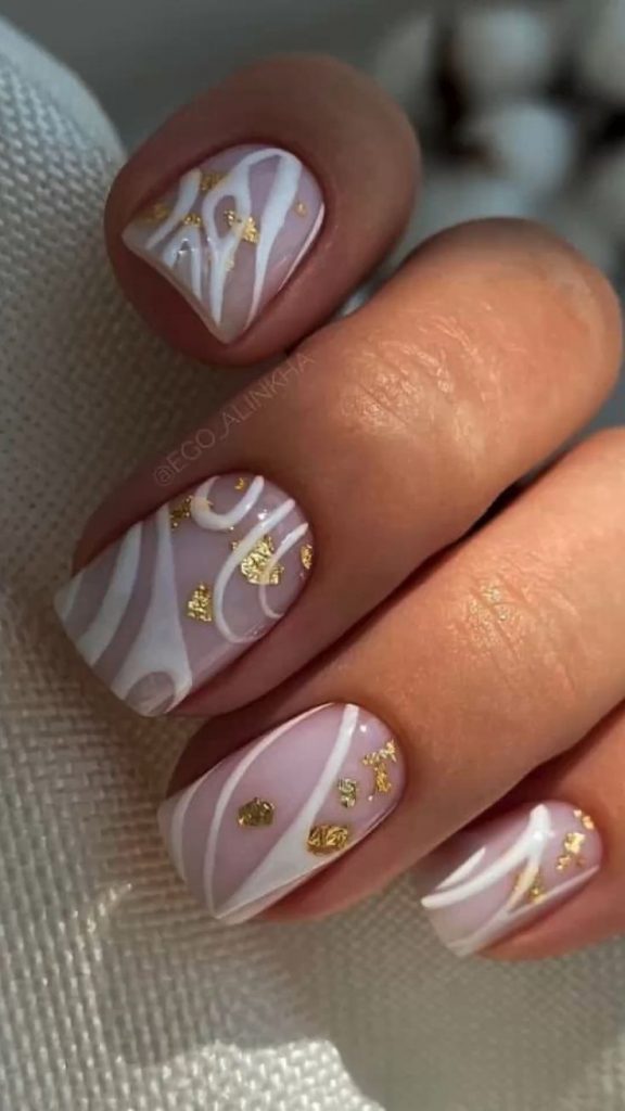 Dazzling Wedding Nails Gold: The Ultimate Accent for Your Special Day 15 Ideas