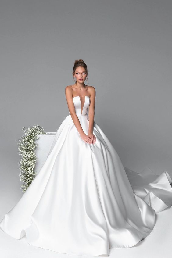 The Ultimate Guide to Selecting Wedding Dresses for Big Busts 27 Ideas