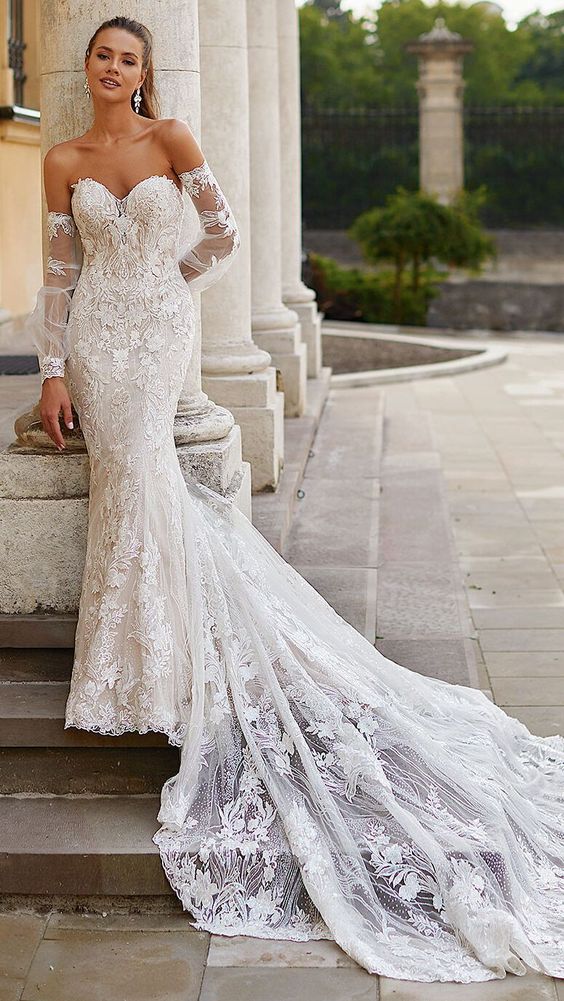 The Ultimate Guide to Tail Wedding Dresses 25 Ideas: Elegance Redefined