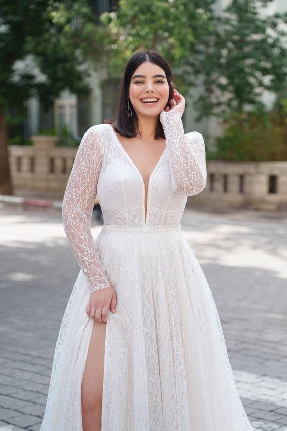 Embracing Elegance in Extra-Large: A Journey Through Wedding Dress Glamour 25 Ideas