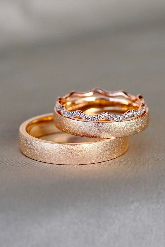 The Elegance of Gold: A Journey Through Gold Wedding Rings for Couples 25 Ideas
