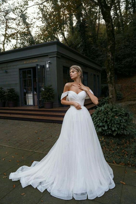 Enchanting Elegance: A Dive into Fairy Wedding Dresses 25 Ideas