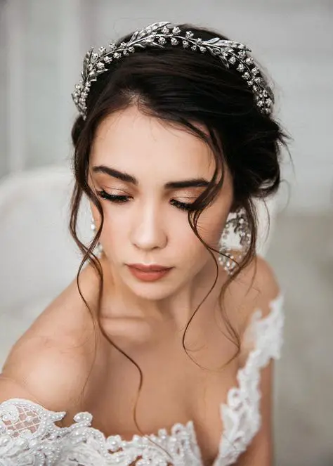 Enchanting Wedding Hair and Makeup 25 Ideas for the Perfect Bridal Look