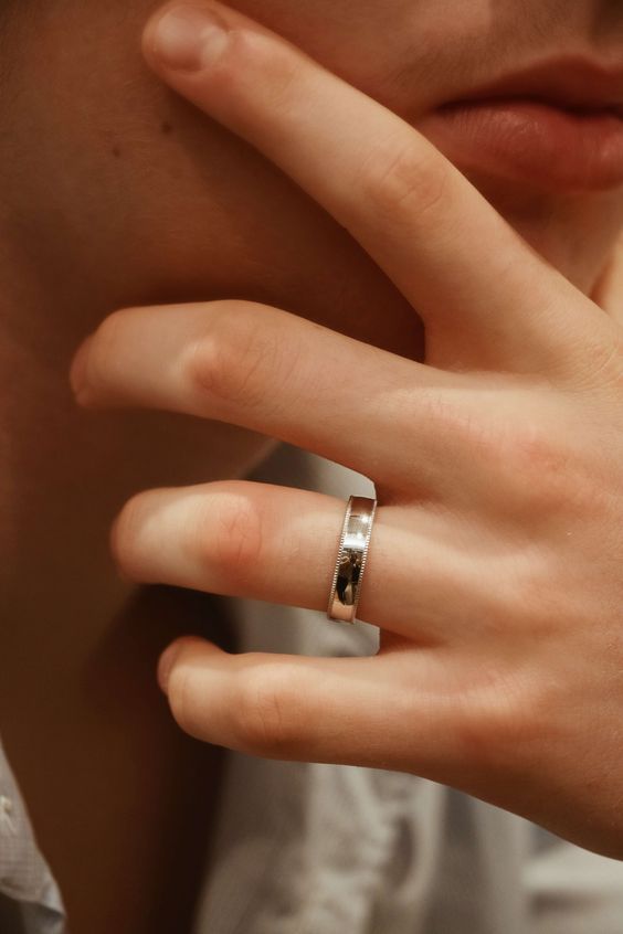 Unique Men's Platinum Wedding Bands 21 Ideas: Modern, Matte, and Diamond Designs