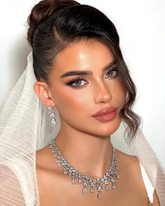 Wedding Makeup Looks 25 Ideas: A Guide to Flawless Bridal Beauty
