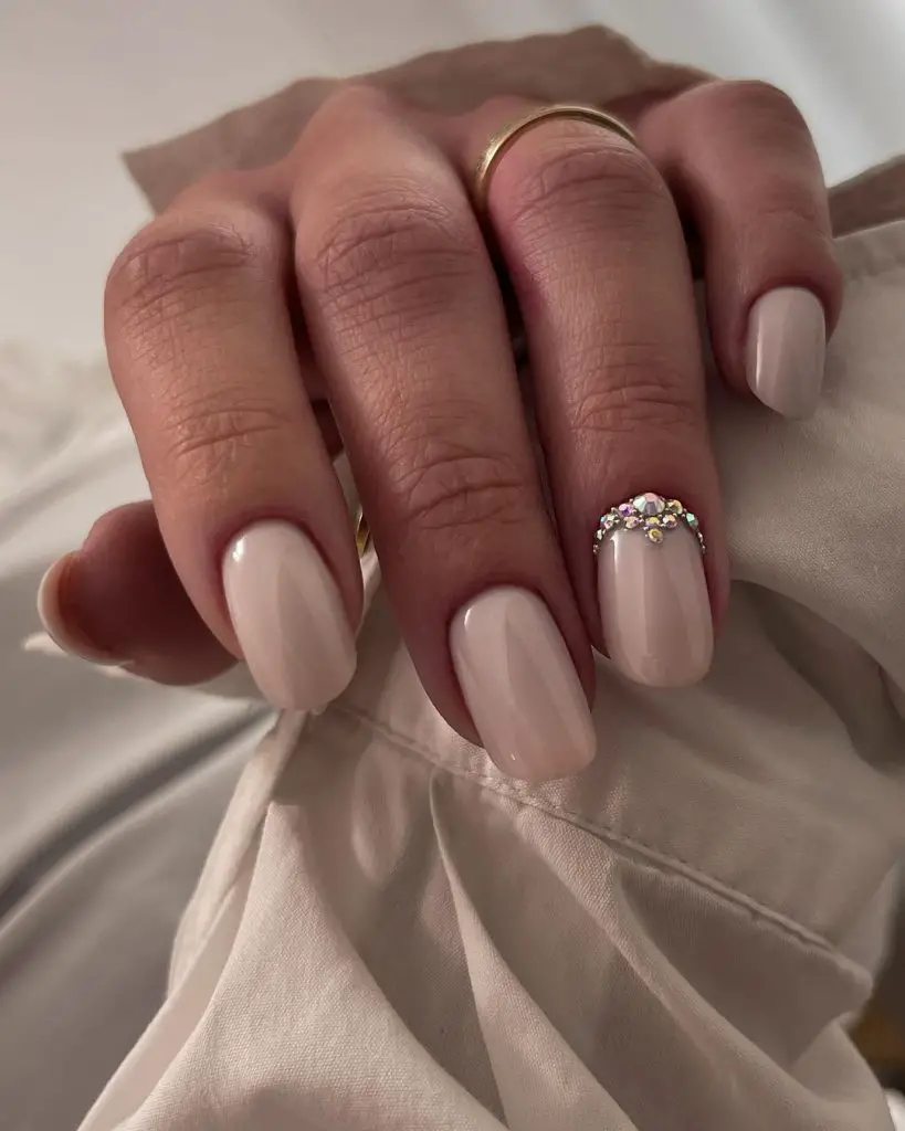 Wedding Nails July 2024: The Ultimate Guide to Bridal Elegance 26 Ideas