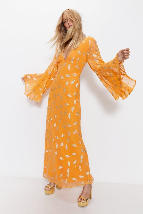 The Ultimate Guide to Wedding Guest Maxi Dresses 26 Ideas