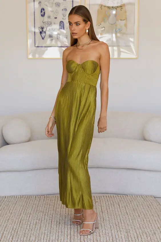 Stunning Women's Wedding Guest Dresses for Every Occasion 25 Ideas