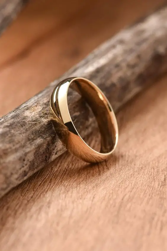 Unique and Stylish Men's Wedding Bands for the Modern Groom 26 Ideas