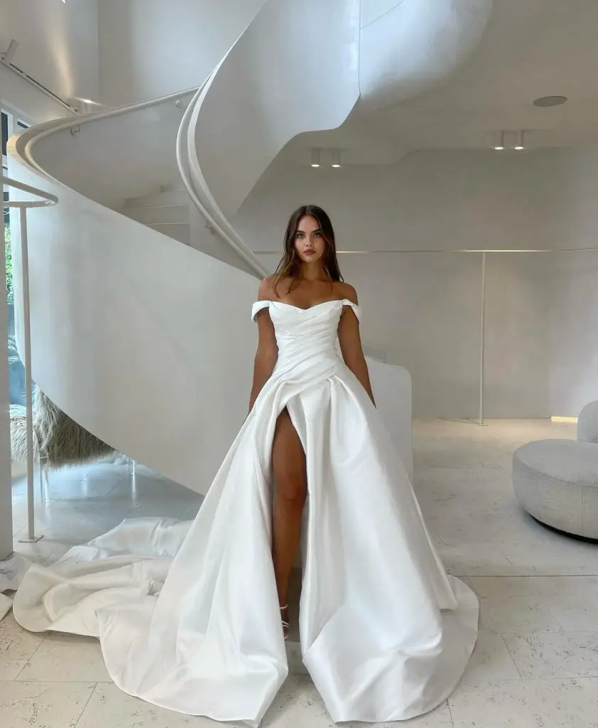 Wedding Dress Trends for Fall October 26 Ideas