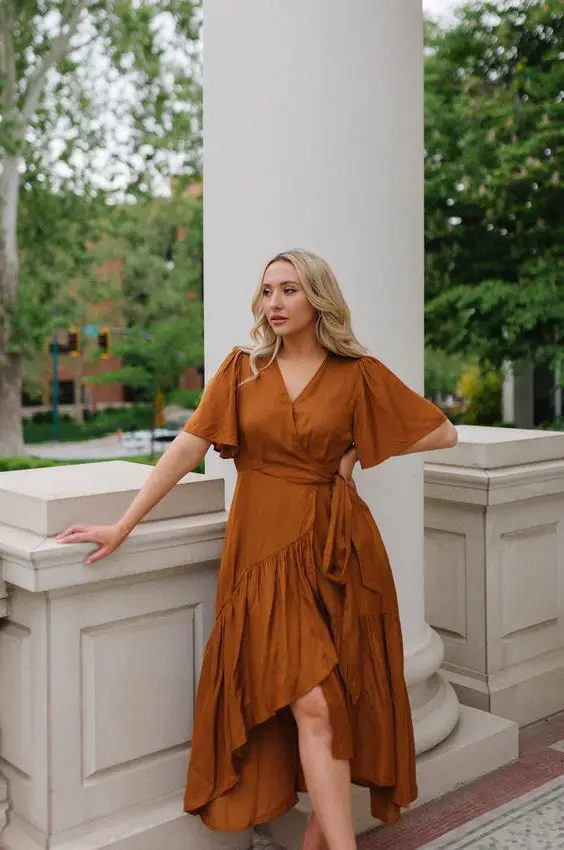 Stunning Fall Wedding Guest Dresses: Top Trends and 25 Ideas