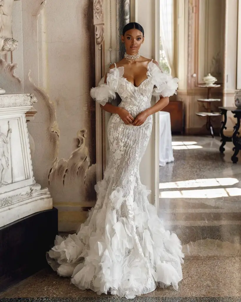 Wedding Dress Trends for Fall October 26 Ideas