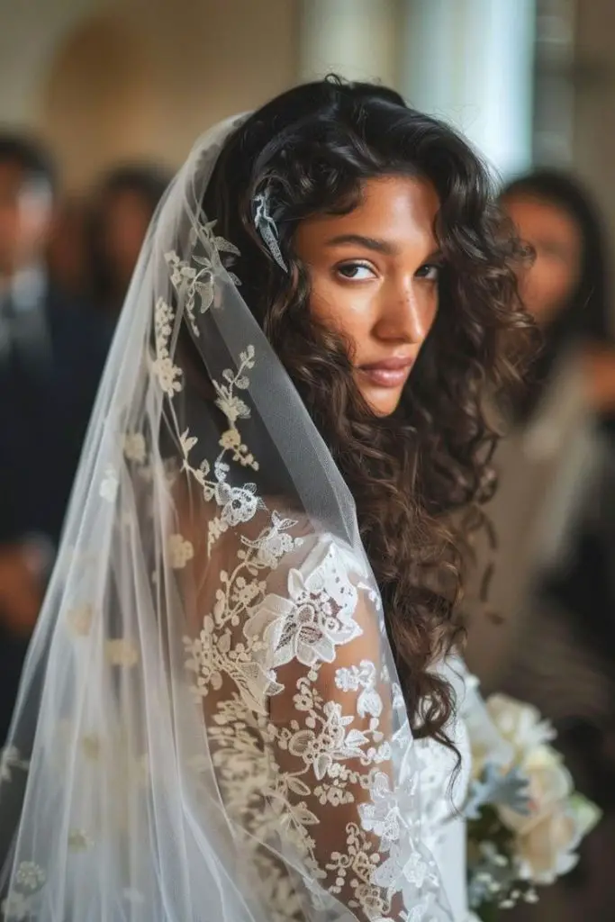 Stunning Fall Wedding Hairstyles with Veil: Top Trends and 21 Ideas for Brides