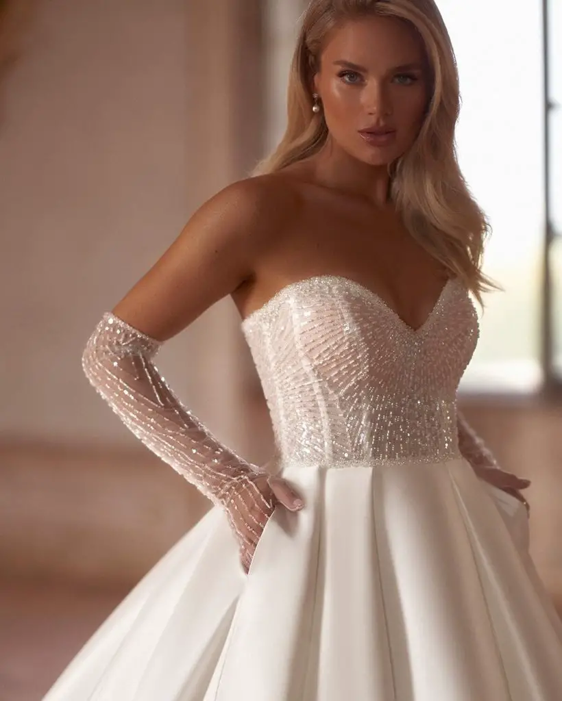 Embracing November Wedding Dresses 24 Ideas: Styles and Trends for the Modern Bride