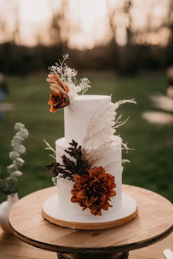 Fall Wedding Cake 24 Ideas for a Perfect Autumn Celebration