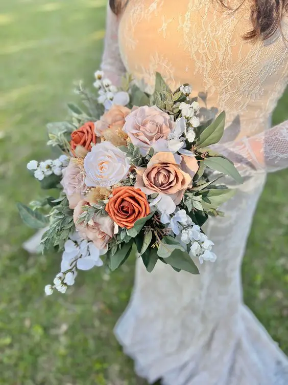 Wedding Fall Flowers Bouquet 24 Ideas: Captivating Autumnal Blooms for Brides