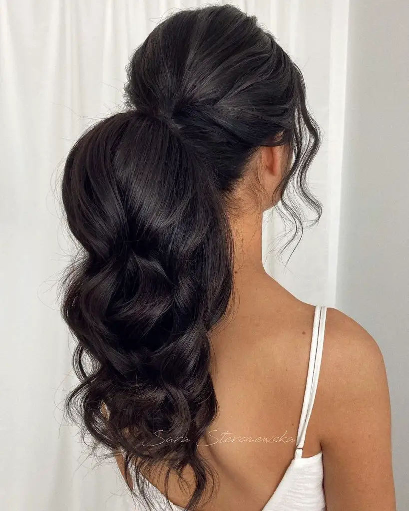 October Wedding Hairstyles: Elegant and Trendy 22 Ideas for Your Special Day