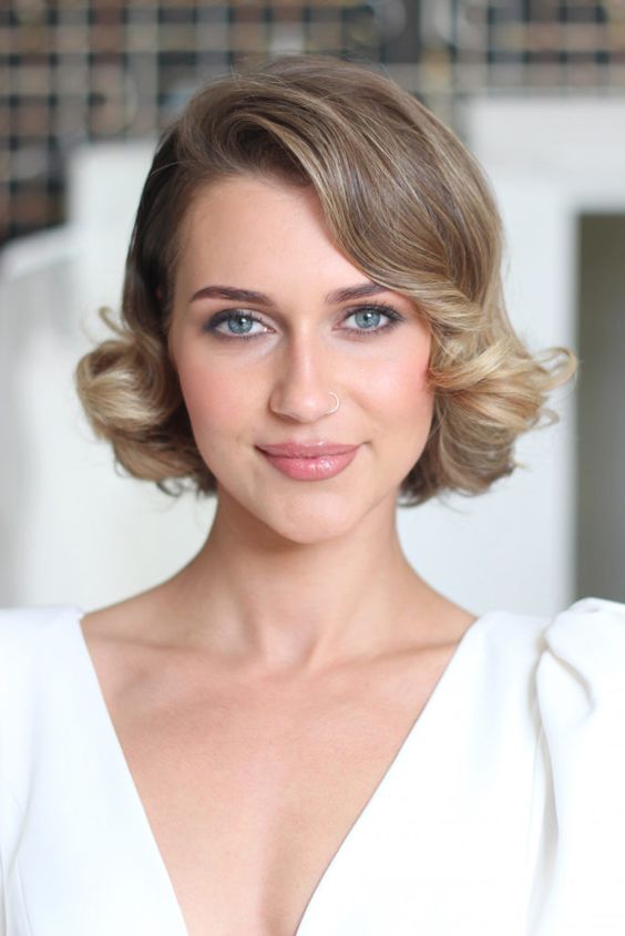 Stunning Bob Wedding Fall Hairstyles for the Perfect Bridal Look 25 Ideas