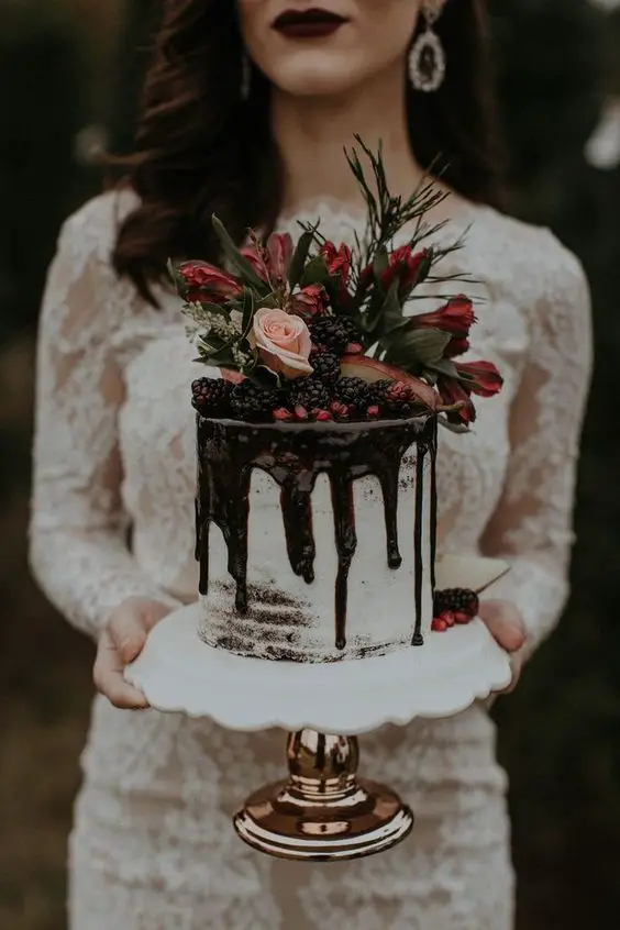 Fall Wedding Cake 24 Ideas for a Perfect Autumn Celebration