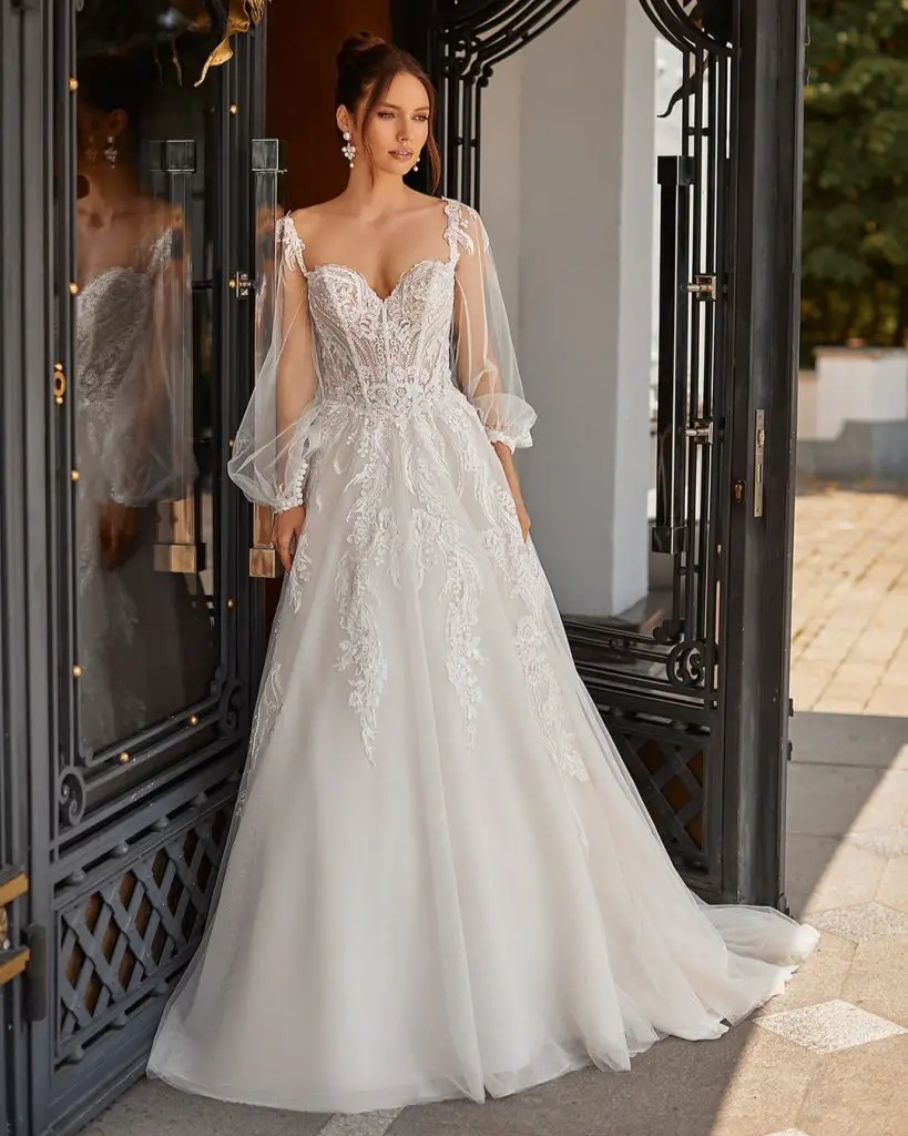 Wedding Dress Trends for Fall October 26 Ideas