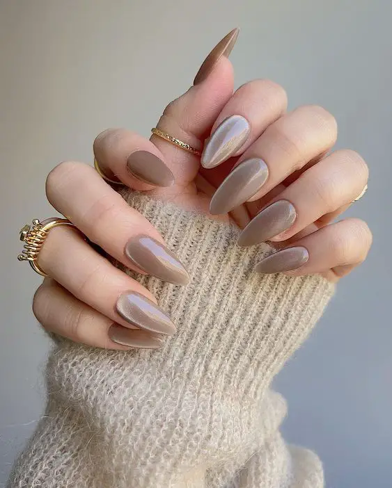 Fall Wedding Nails 21 Ideas: The Perfect Almond Shape