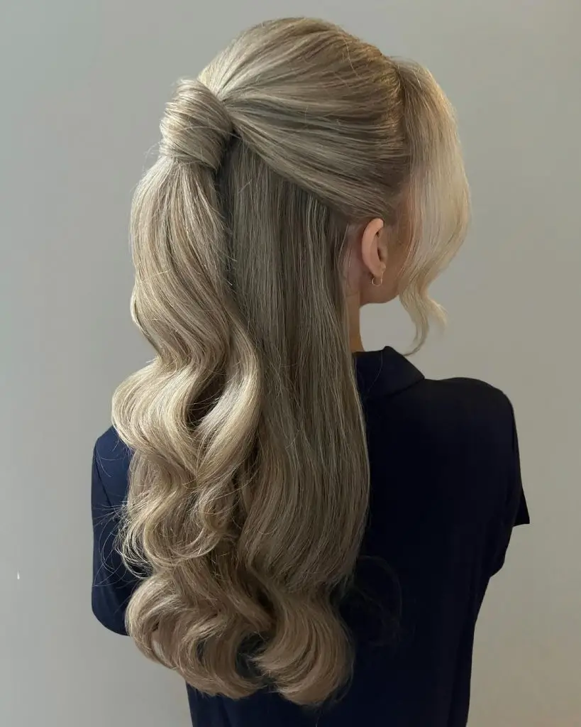 Stunning November Wedding Hair 23 Ideas for the Bride