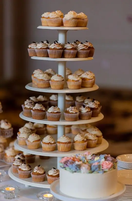 Fall Wedding Cupcakes: Delightful 20 Ideas for Your Autumn Celebration