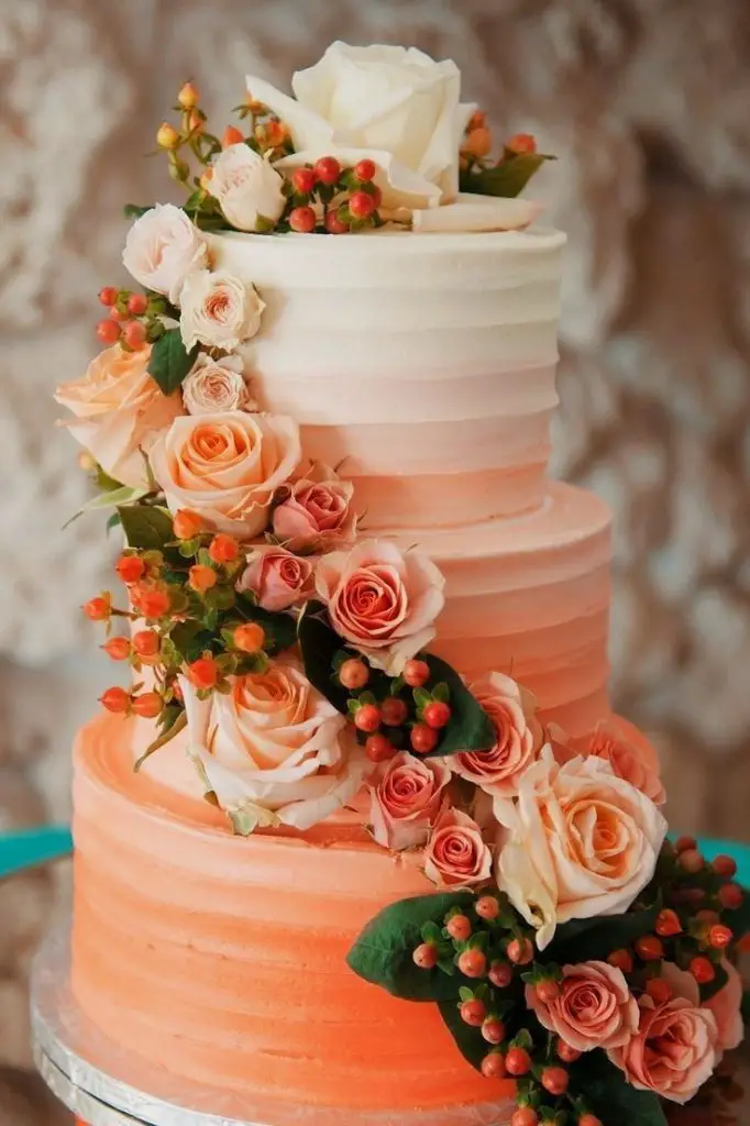 Fall Wedding Cake Flowers 25 Ideas: A Perfect Blend of Nature and Elegance