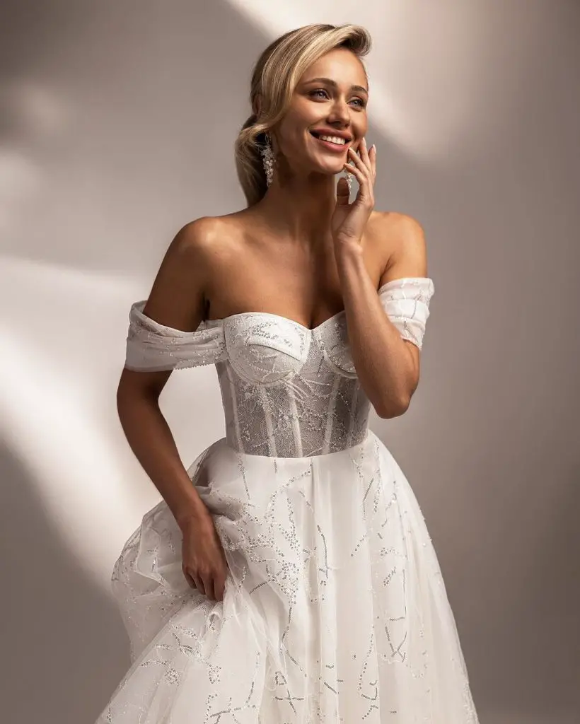 Stunning Fall Wedding Dresses 27 Ideas: The Ultimate Guide to Choosing Your Perfect Gown